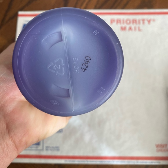 Deborah Lippmann Cuticle Oil Original 16 oz - Picture 6 of 8